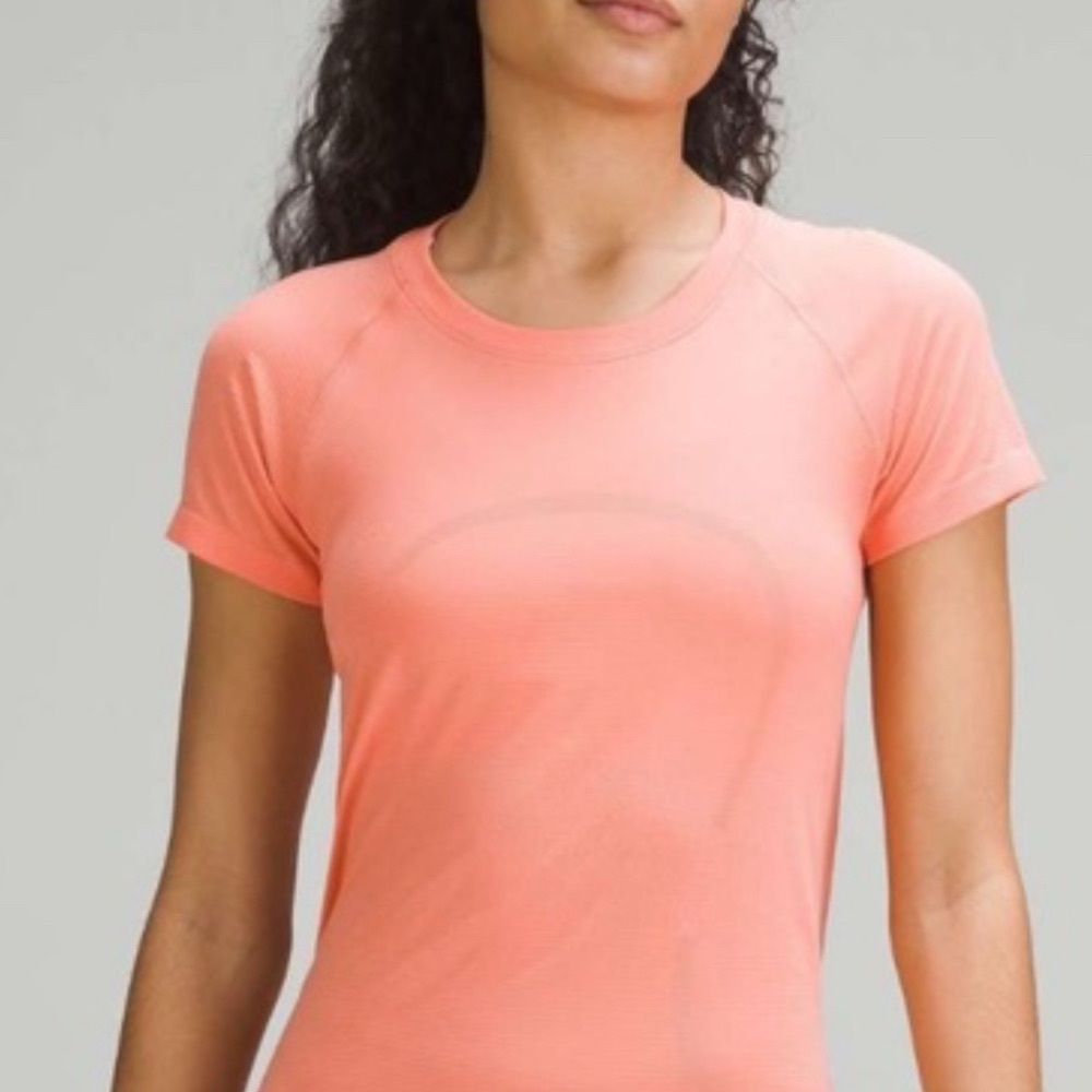 Lululemon Swiftly Tech Short Sleeve - image 1